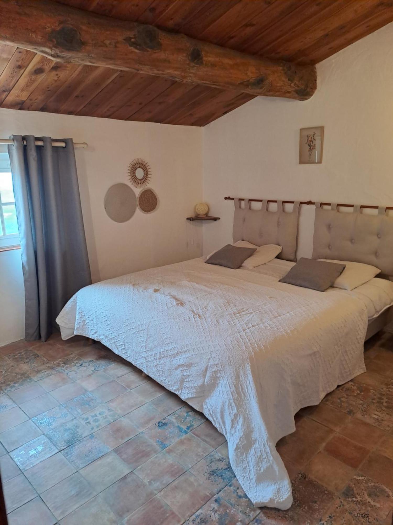 Les Roses Tremieres Bed & Breakfast Bargeme Ngoại thất bức ảnh